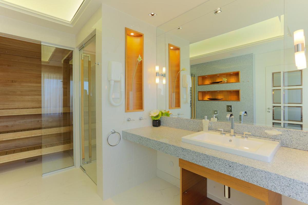 Rannahotell Parnu Exterior photo